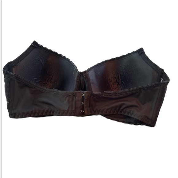 42D Strapless Black Bra - Great Condition - Picture 2 of 4